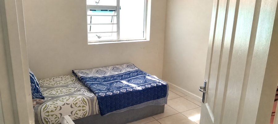2 Bedroom Property for Sale in Highbury Western Cape